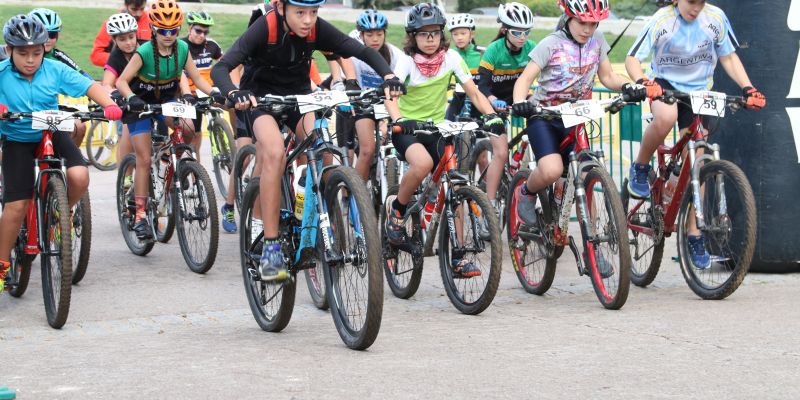 La Festa De Tardor Escalfa Motors Amb Un Vermut I Una Pedalada