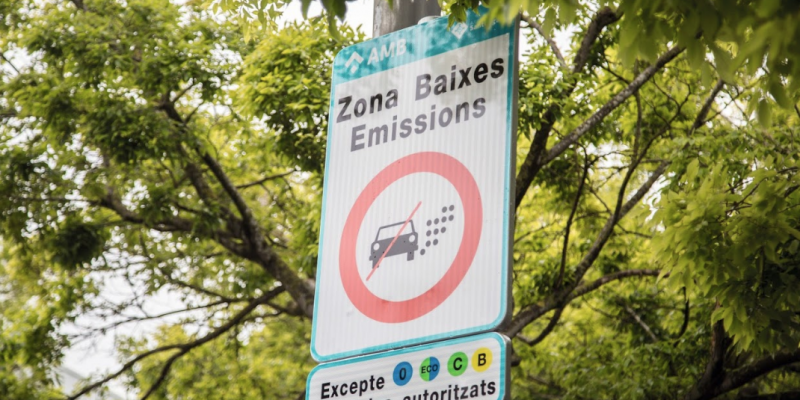 Es Posa En Marxa La Zona De Baixes Emissions