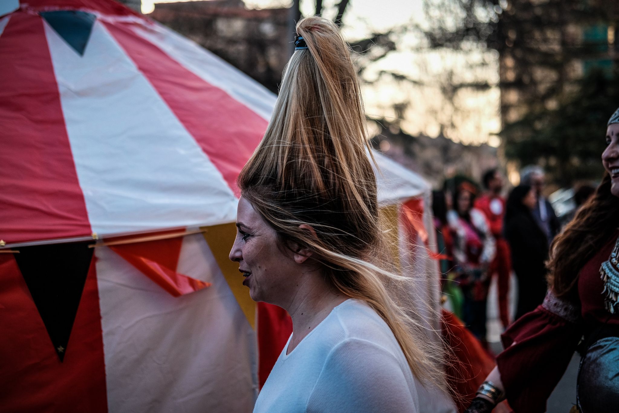 La Gran Rua de Carnaval pels carrers de Cerdanyola. FOTO: Ale Gómez