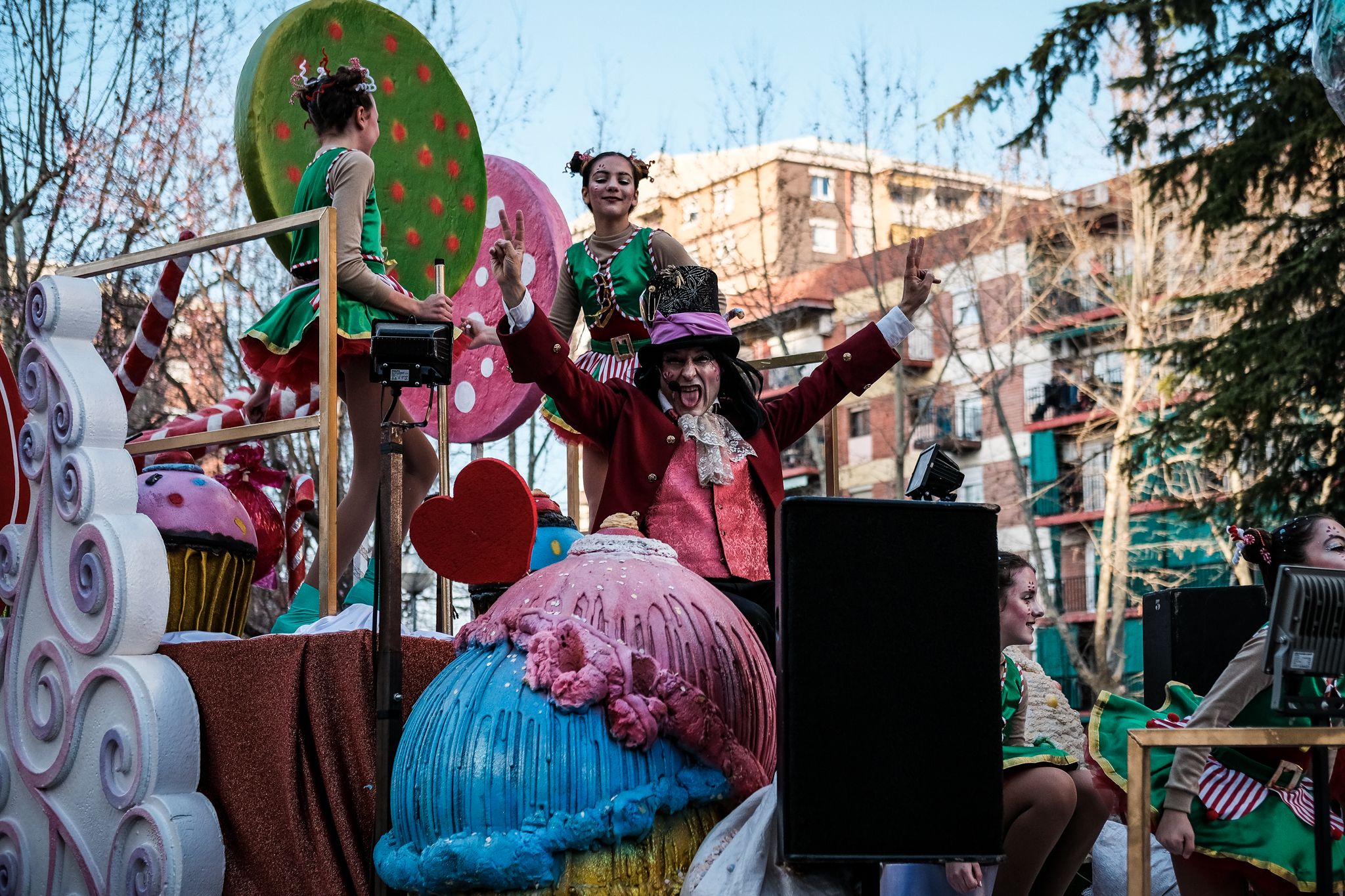 La Gran Rua de Carnaval pels carrers de Cerdanyola. FOTO: Ale Gómez