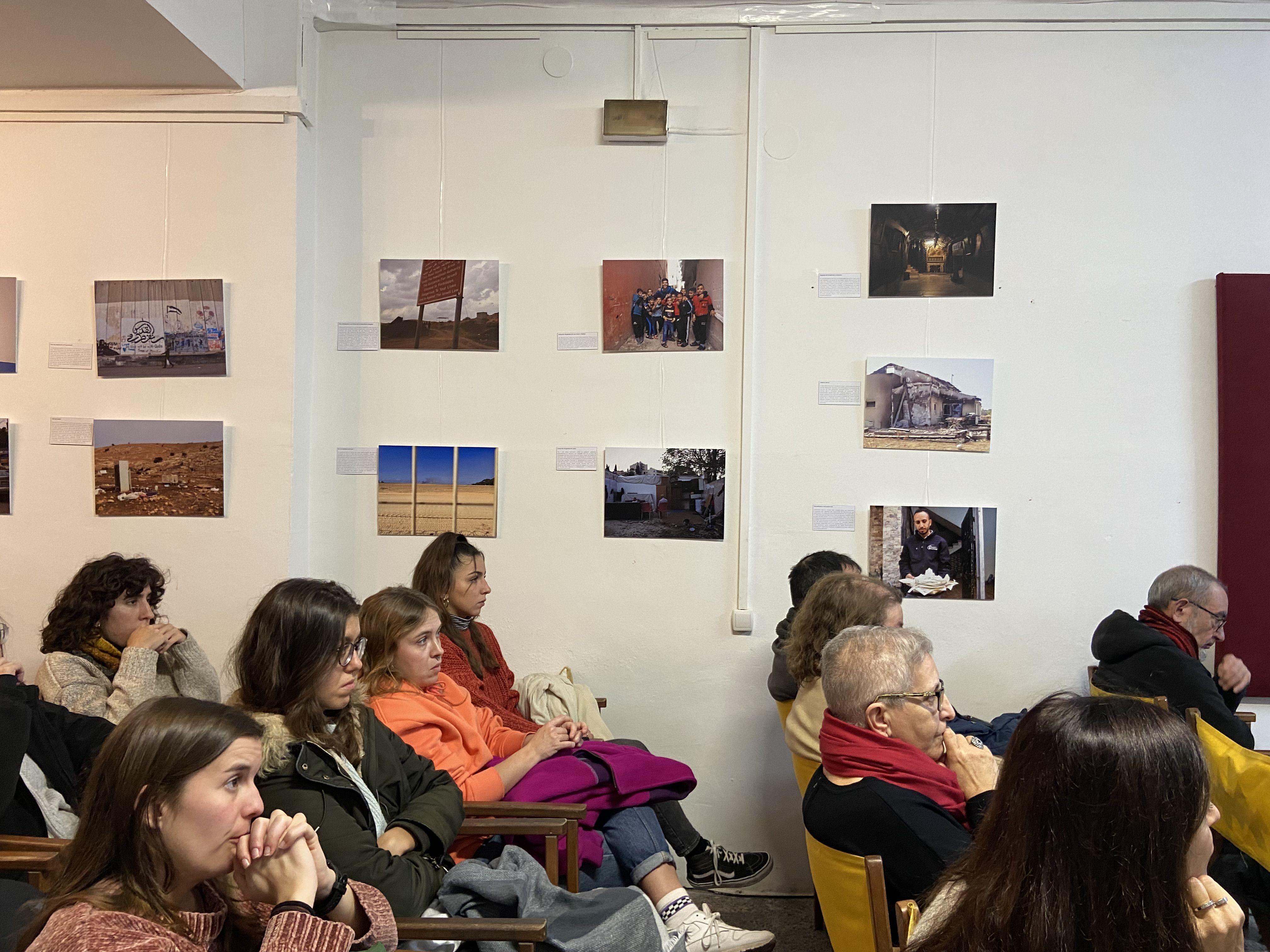 Inauguració de l'exposició fotogràfica "El setge de Palestina". FOTO: Nora MO