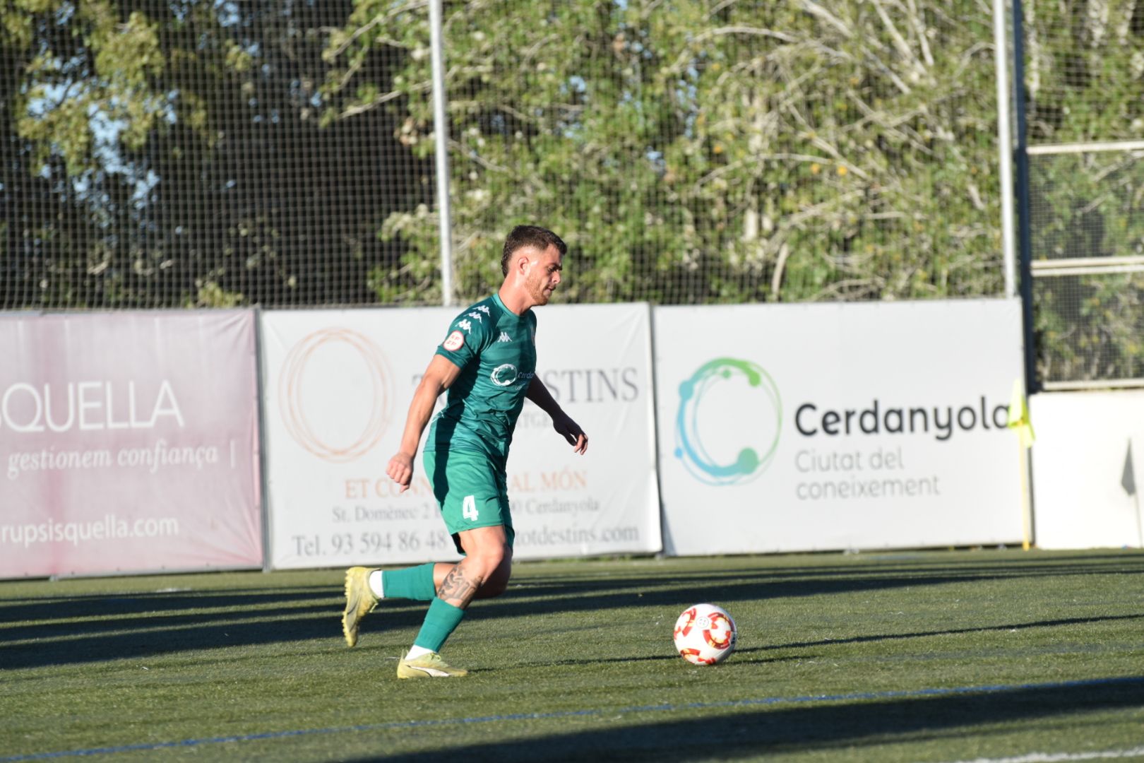 El Cerdanyola FC perd per la mínima davant l'Escala FC. FOTO: Marc Mata