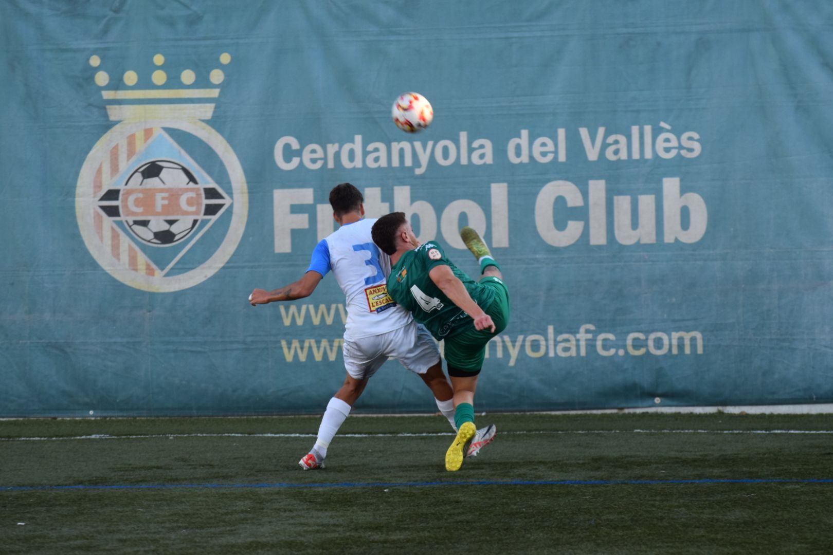 El Cerdanyola FC perd per la mínima davant l'Escala FC. FOTO: Marc Mata