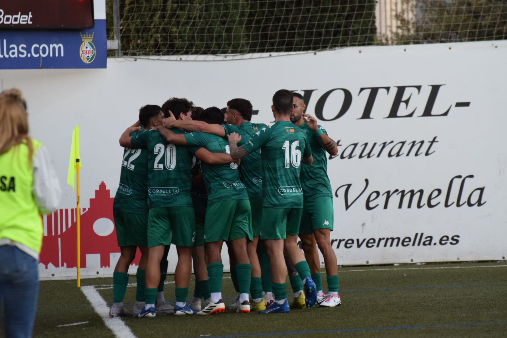 El Cerdanyola FC perd per la mínima davant l'Escala FC. FOTO: Marc Mata