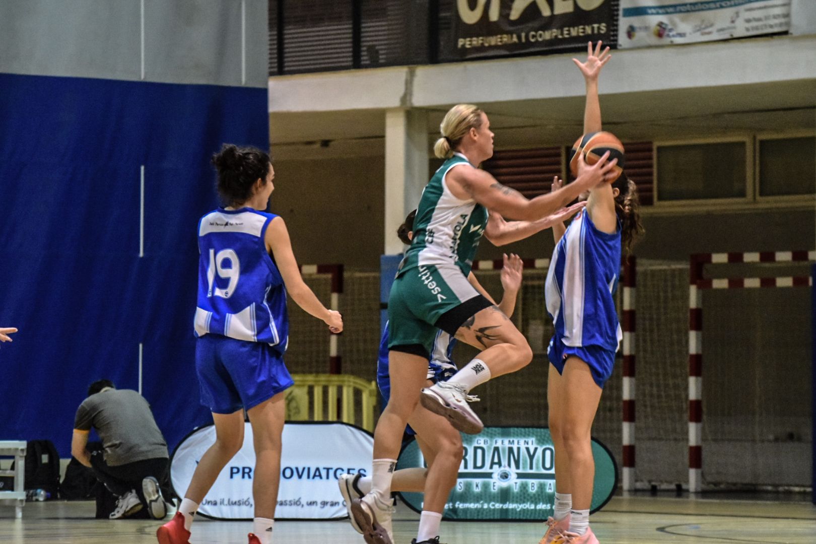 Darrer partit del CB Cerdanyola femení en imatges. FOTO: Marc Mata