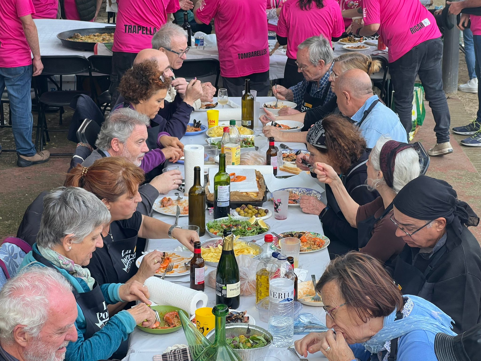 Cerdanyola celebra el concursos de paelles de Sant Martí. FOTO: Marc Mata