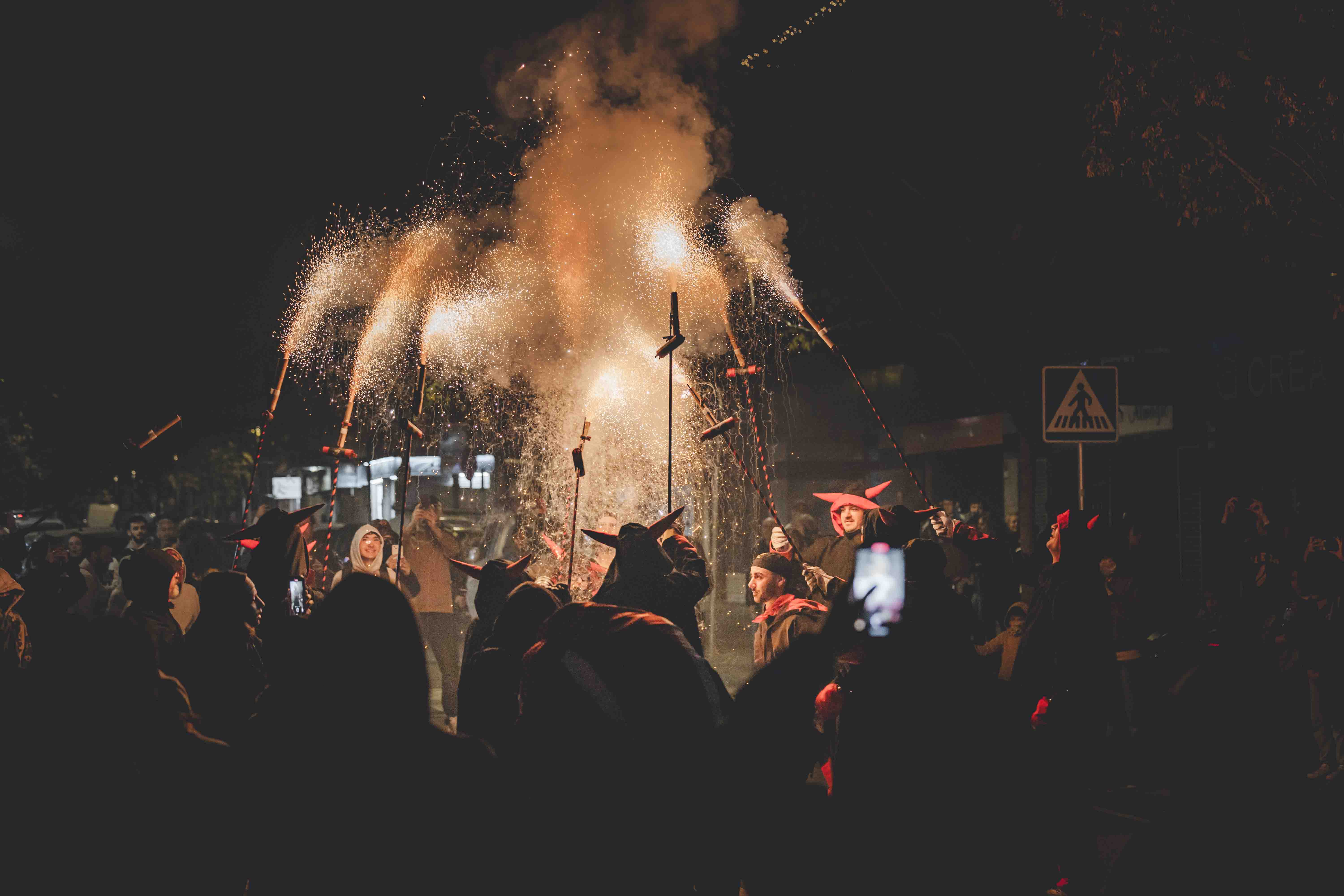 FOTOS: Correfoc Sant Martí en imatge. FOTO: Arnau Padilla